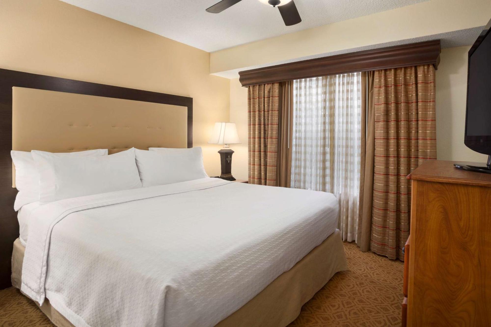 Homewood Suites By Hilton Dallas-Park Central Area Ngoại thất bức ảnh