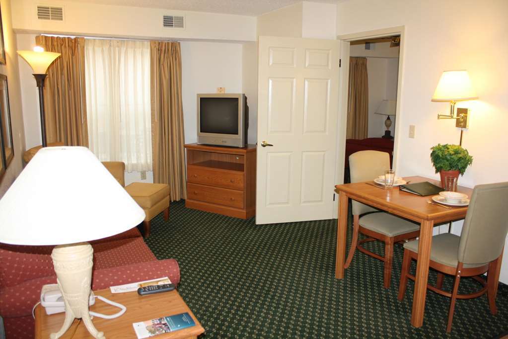 Homewood Suites By Hilton Dallas-Park Central Area Phòng bức ảnh